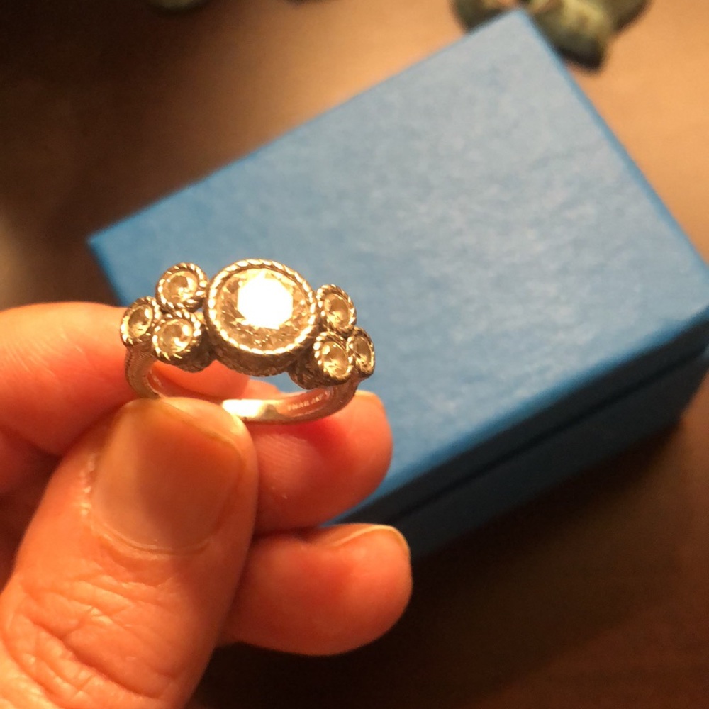 Ring